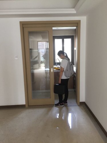 七月七日 电子竞技博彩
 电子竞技博彩
赴仓前社区室内甲醛含量检测社会实践小分队 室内甲醛含量测定 (2)