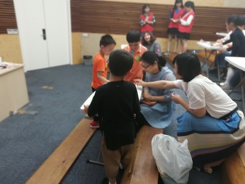 七月八日 电子竞技博彩
 B.D.服务社 赴浙江自然博物馆'“小问号大知识”社会实践小分队 不同家庭交流7